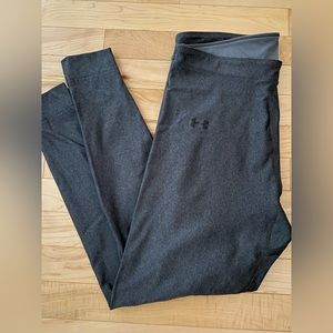 EUC Under Armour compression leggings cold gear size XL